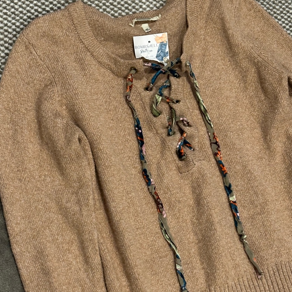 Gimmick Lace-Up Tan Sweater - Picture 5 of 13